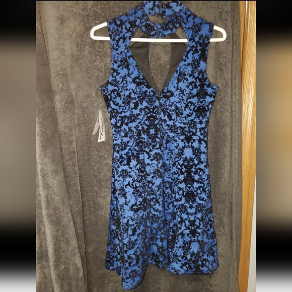 Womens Medium Dusty Sky Trixxi Dress - Picture 3 of 4